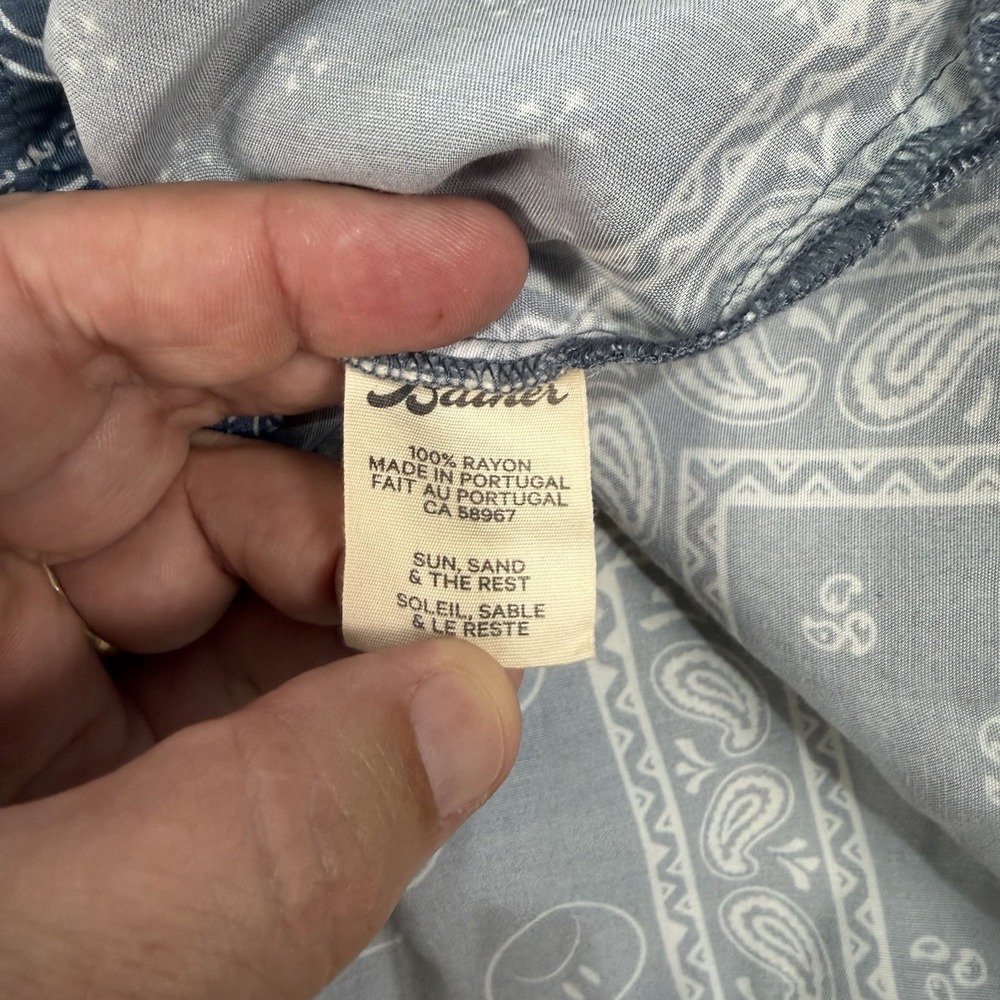Bather Shirt Men's Medium Blue White Hawaii Bandana Print Rayon Short Sleeve - Picture 5 of 6